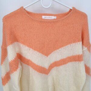 New All in Favor Small Striped Peach Cream Acrylic Women Sweater Top NWT